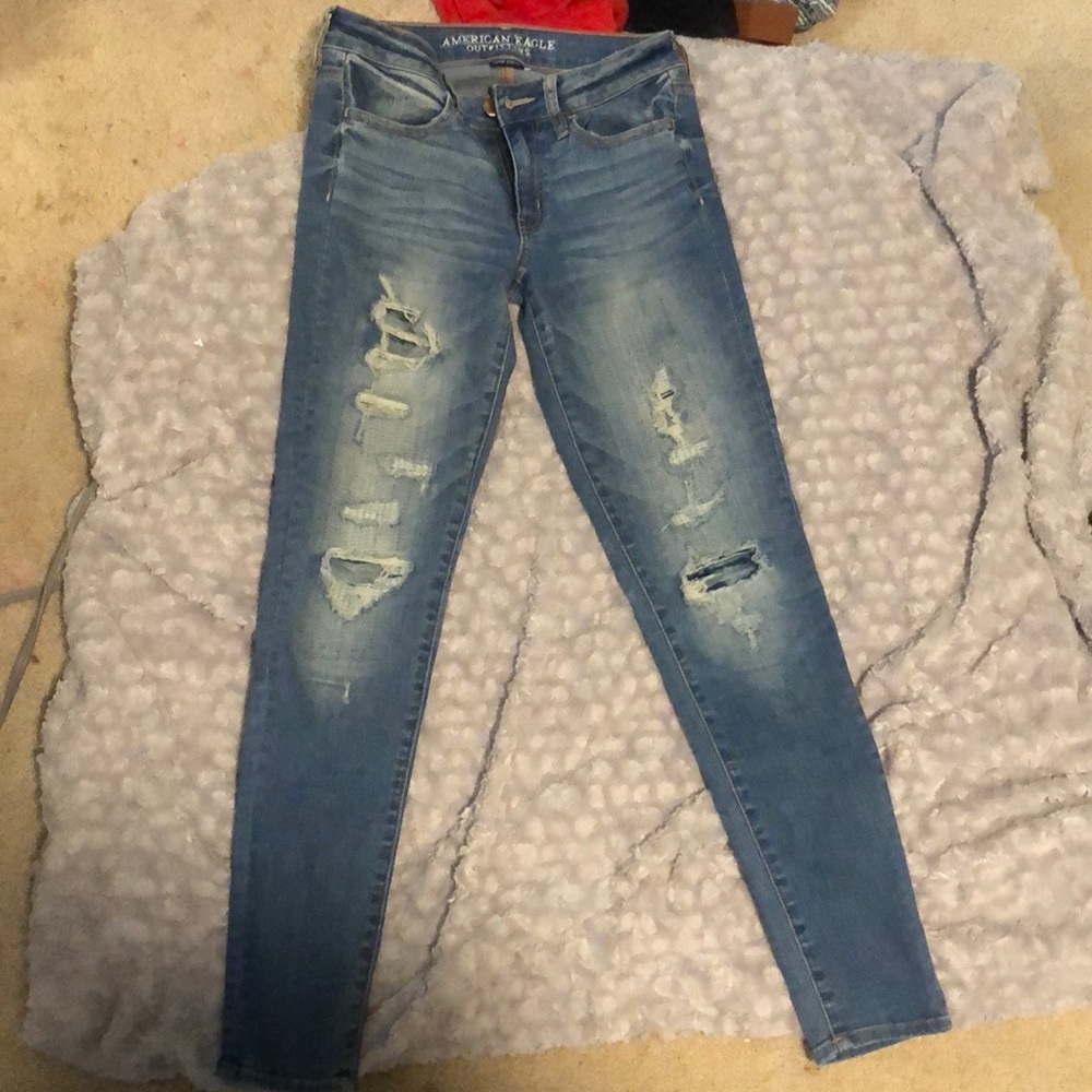 ripped american eagle jeans